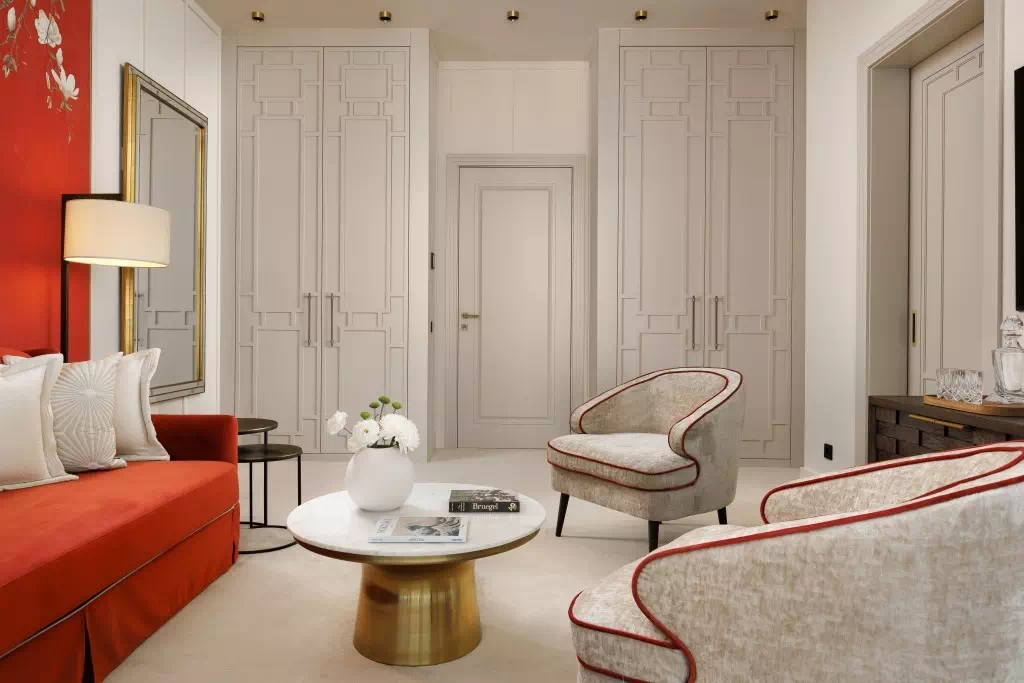 Admiral Room